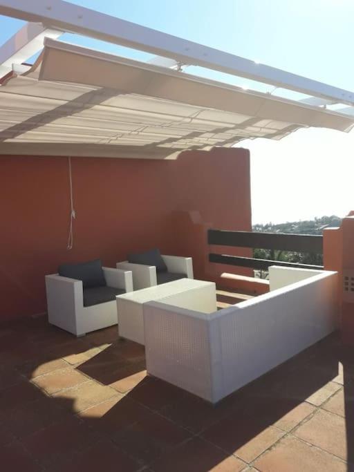 Luxurious Townhouse With Sea Views Villa Manilva Ngoại thất bức ảnh