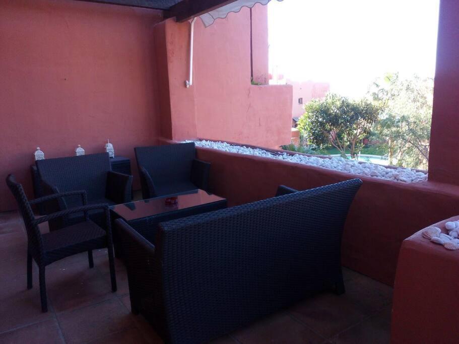 Luxurious Townhouse With Sea Views Villa Manilva Ngoại thất bức ảnh