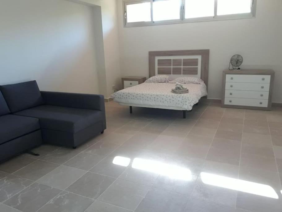 Luxurious Townhouse With Sea Views Villa Manilva Ngoại thất bức ảnh