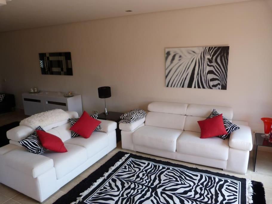 Luxurious Townhouse With Sea Views Villa Manilva Ngoại thất bức ảnh